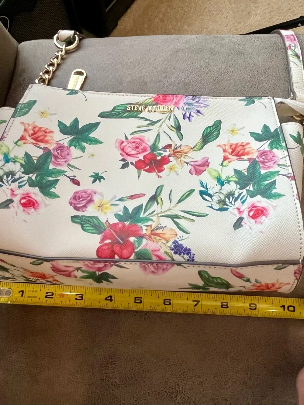 **SOLD** on another platform. 
NWOT Steve Madden White Floral Crossbody - Picture 15 of 16
